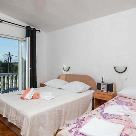 Marina'S Apartments Razanac Room photo